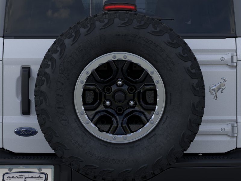 New 2025 Oxford White Ford Badlands® image 24