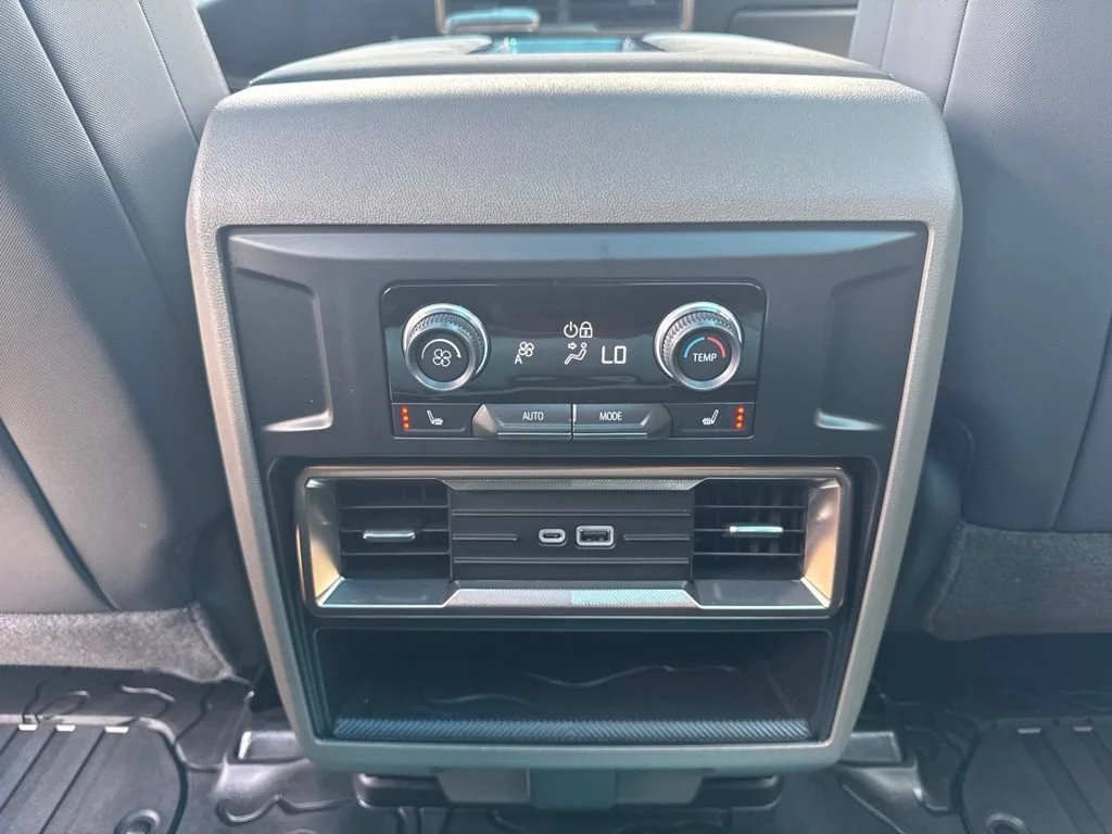 Used 2025 Solar Orange GMC 2X image 13