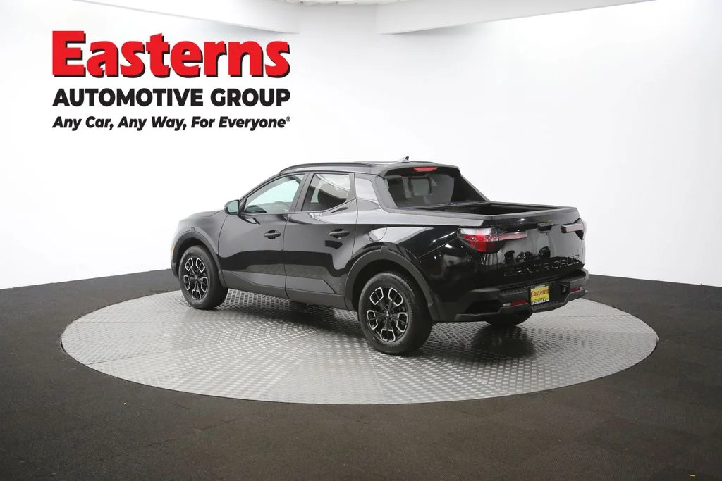 Used 2022 Black Hyundai SEL image 59