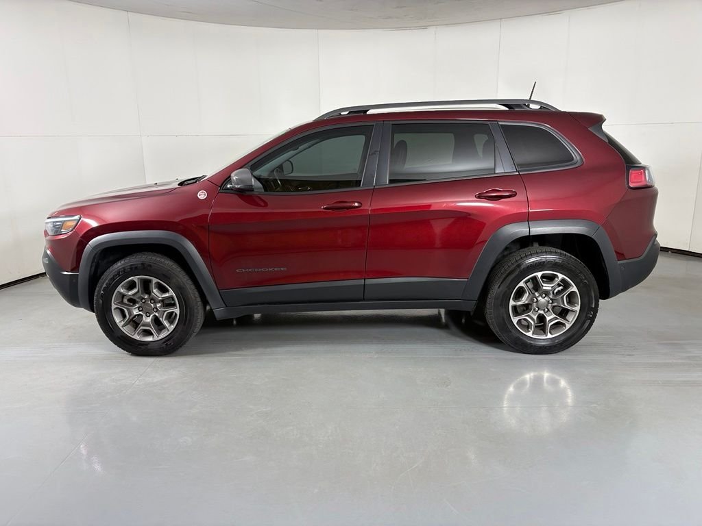 Used 2021 Red Jeep Trailhawk image 5