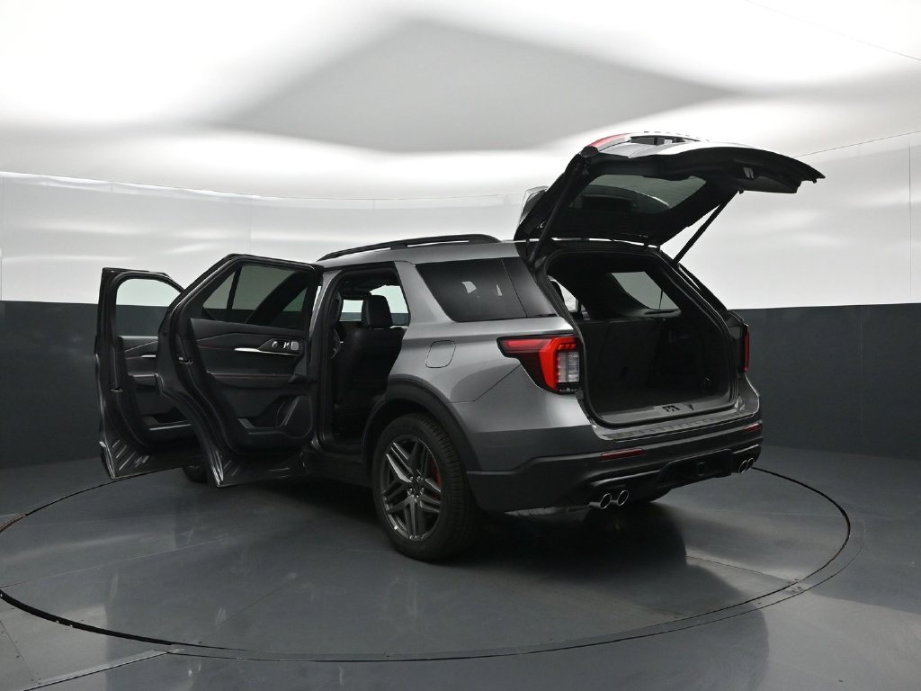 New 2026 Carbonized Gray Metallic Ford ST image 34