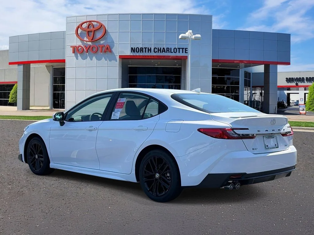New 2026 Ice Cap Toyota SE image 5
