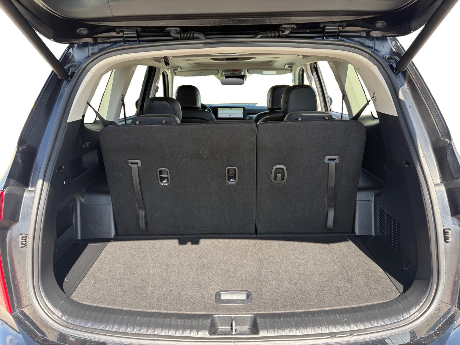 Used 2025 Ebony Black Kia S image 23