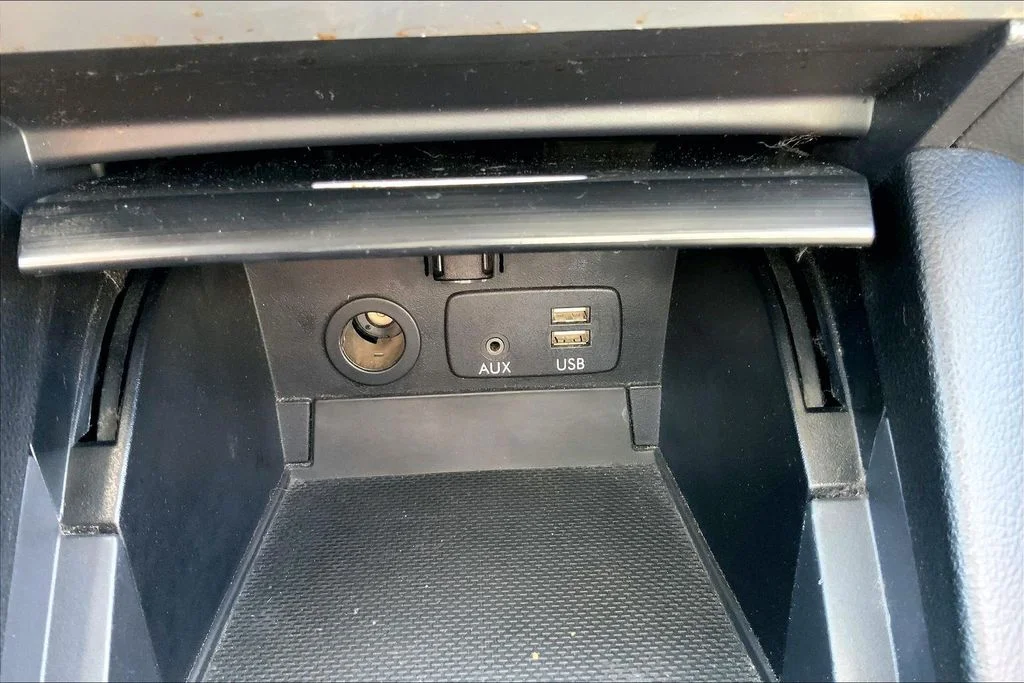 Used 2018 Black Subaru 2.5i image 16