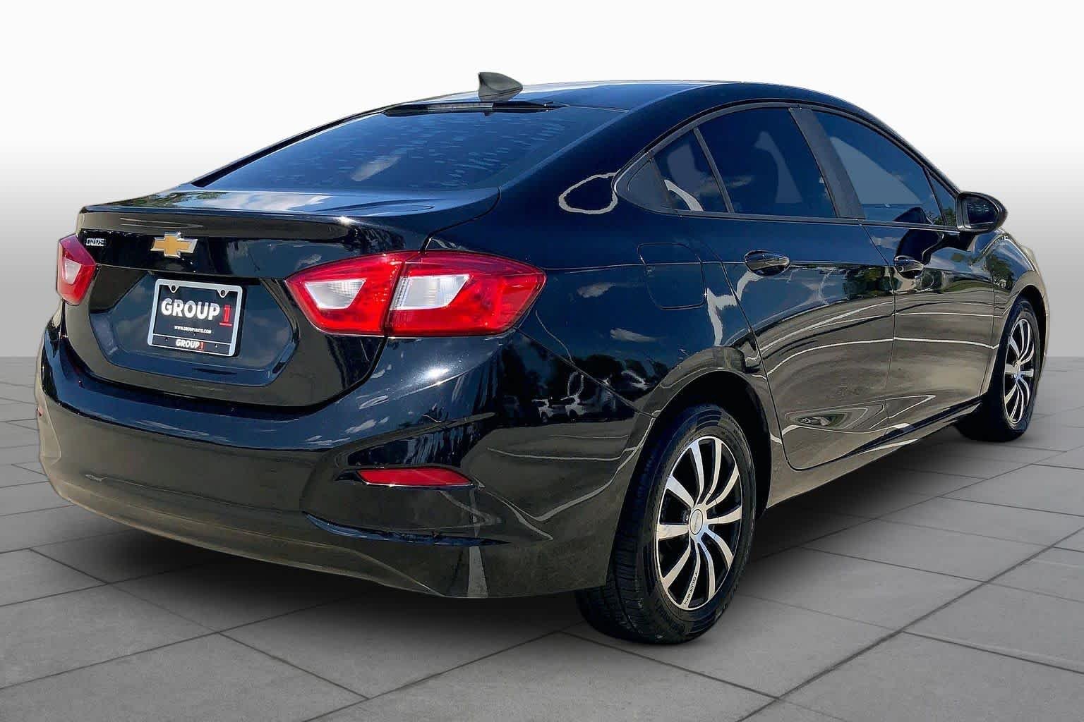 Used 2018 Mosaic Black Metallic Chevrolet LS image 13