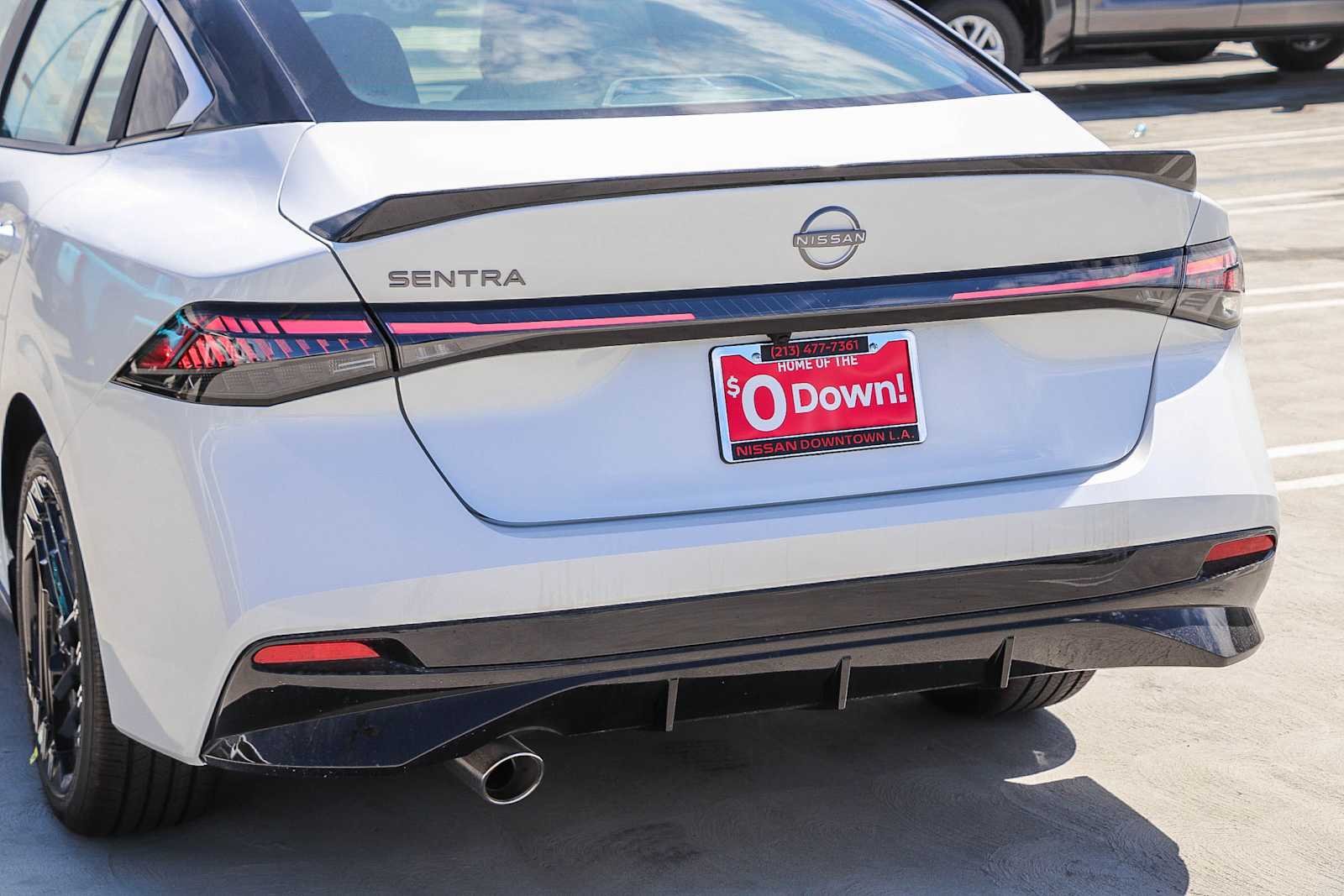 2027 Nissan Sentra SR - Photo 10