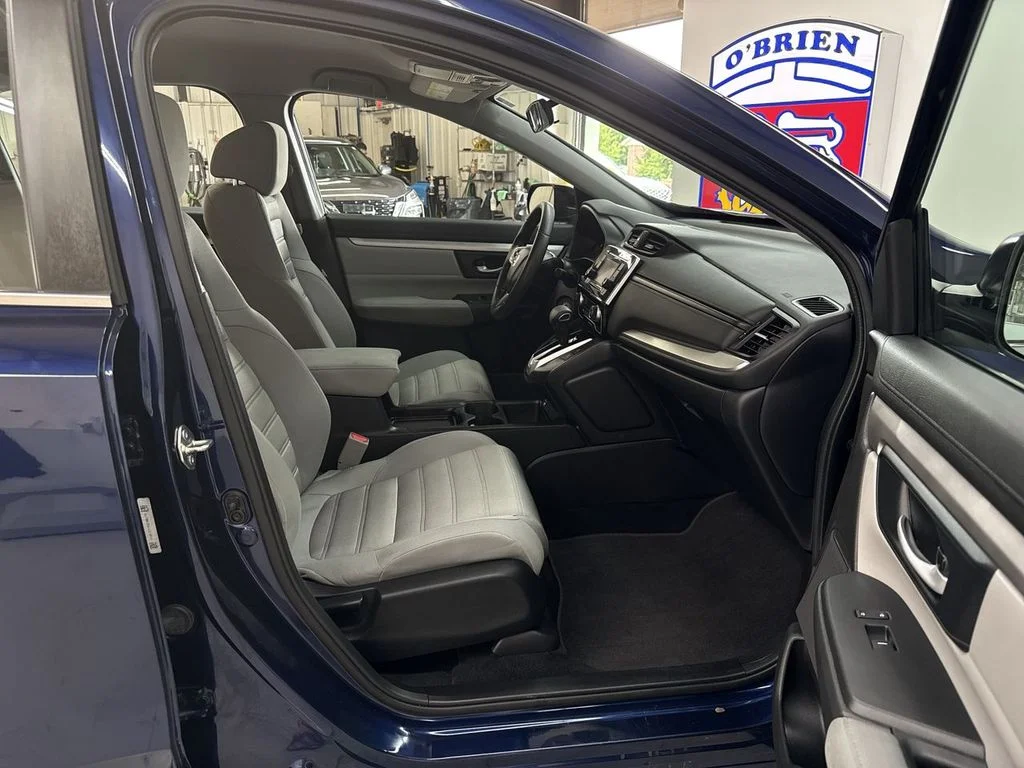 Used 2020 Obsidian Blue Pearl Honda LX image 17