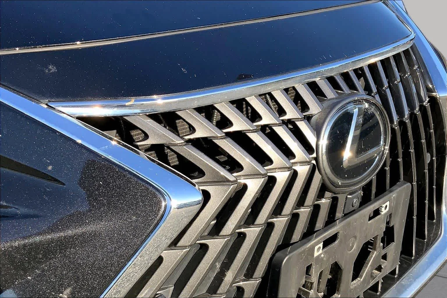 Certified Used 2024 Caviar Lexus Ultra Luxury image 30