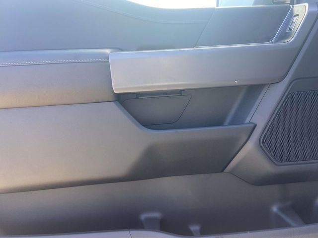 New 2026 Oxford White Ford XLT image 33