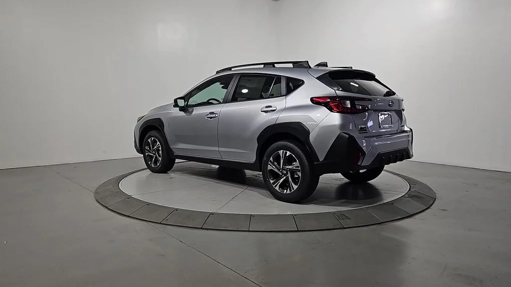 New 2026 ICE SILVER METALLIC Subaru Premium image 3