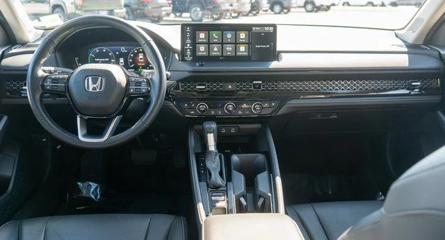 Used 2023 Gray Honda Touring image 15