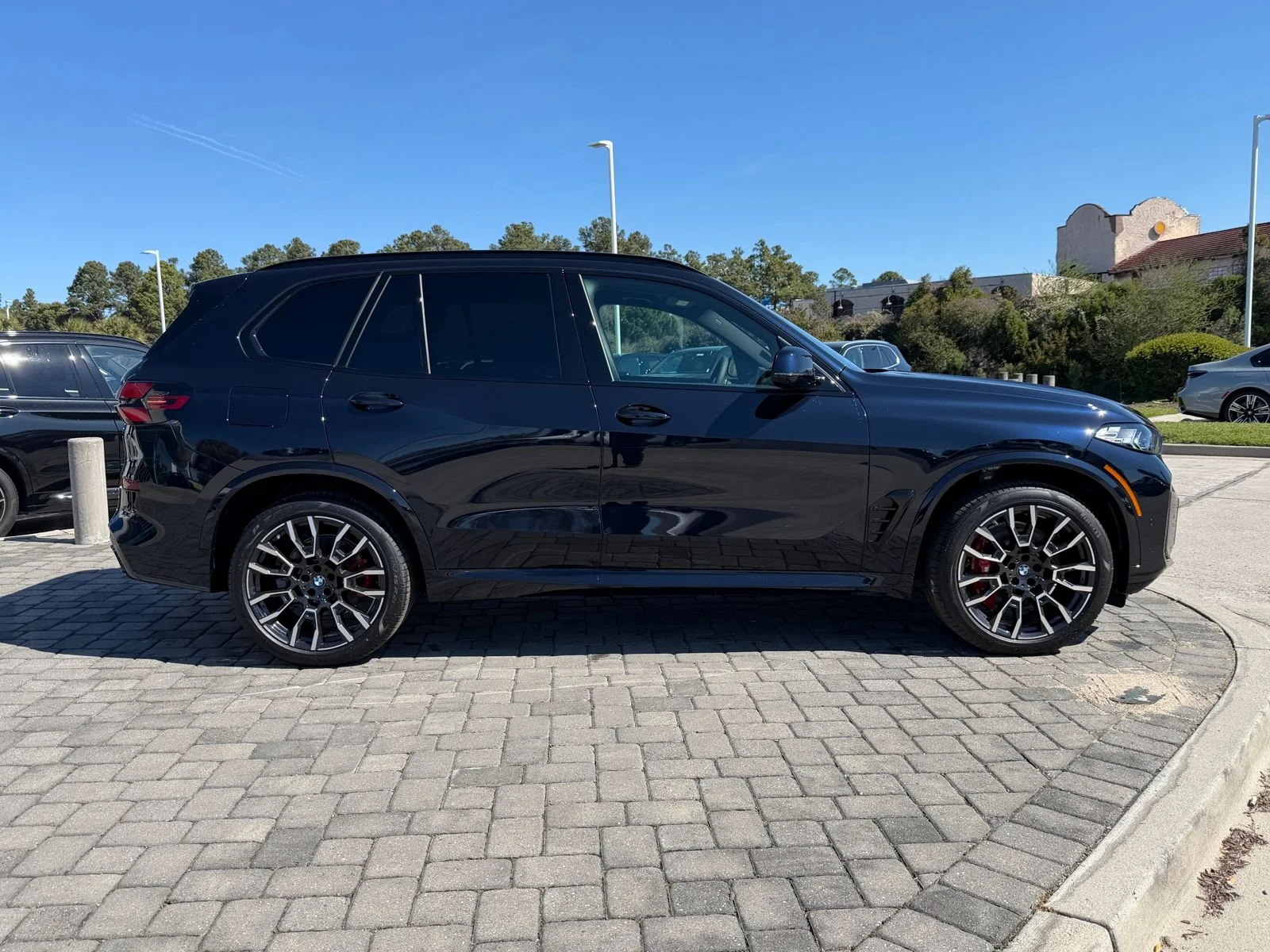 Used 2026 Carbon Black Metallic BMW xDrive40i image 8