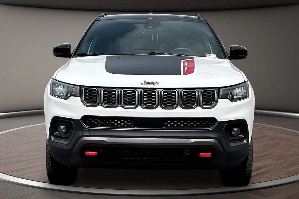 Used 2025 White Jeep Trailhawk image 2