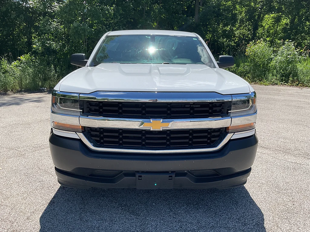 Used 2018 Chevrolet Silverado 1500 Work Truck 1WT with VIN 1GCNCNECXJZ382225 for sale in Madison, OH