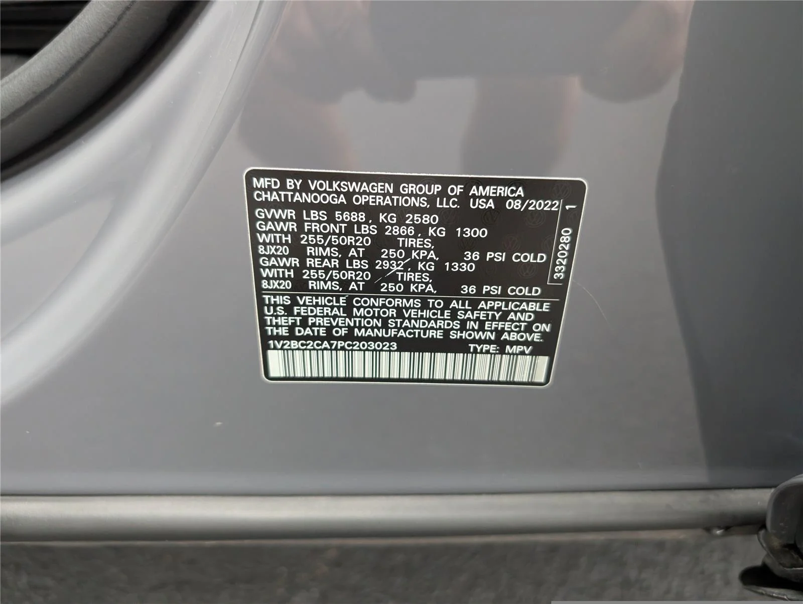 Used 2023 Pure Gray Volkswagen 2.0T SEL image 9