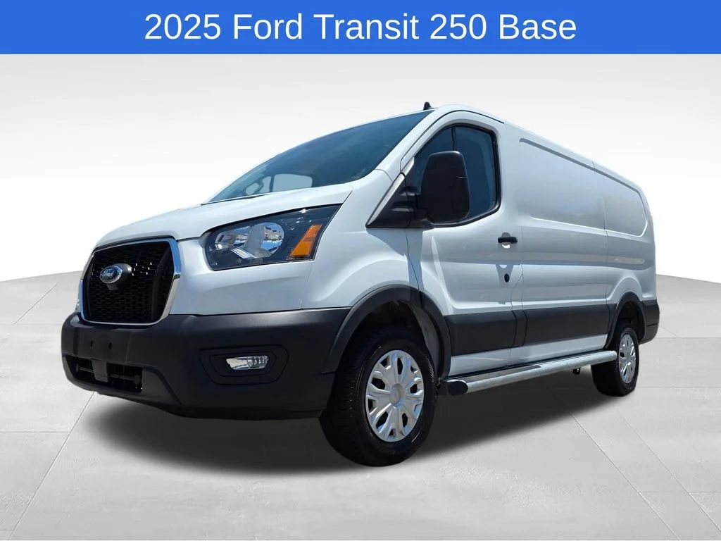 Used 2025  Ford T-250 130" Low Rf 9070 GVWR RWD image 10