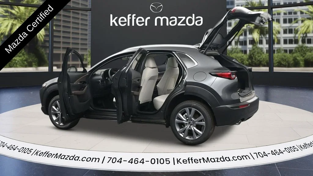2025 Mazda CX-30 Premium - Photo 12