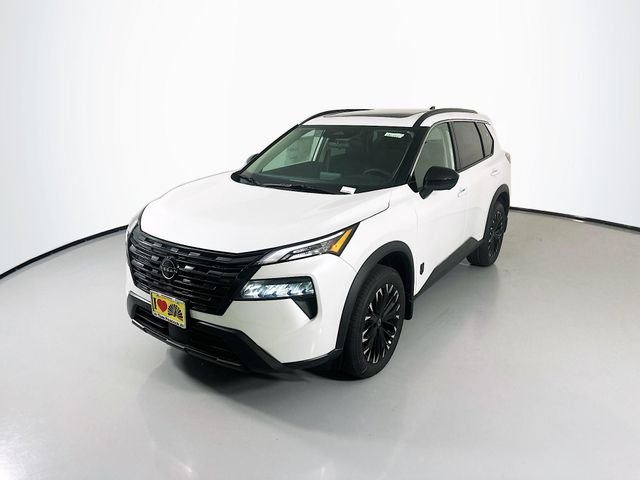 New 2026 Everest White Pearl TriCoat Nissan Dark Armor™ image 3