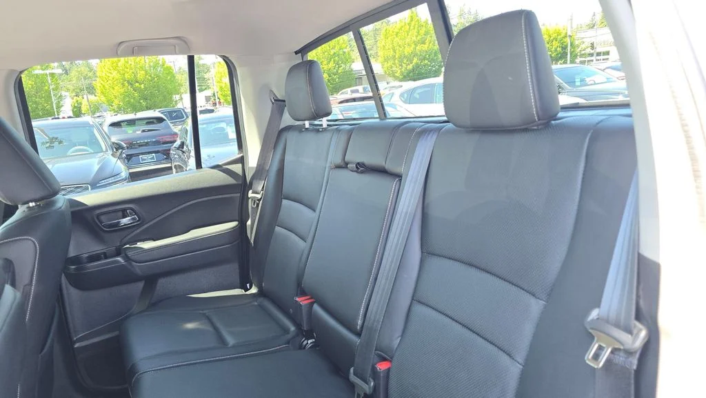 Used 2023 Gray Honda RTL image 17