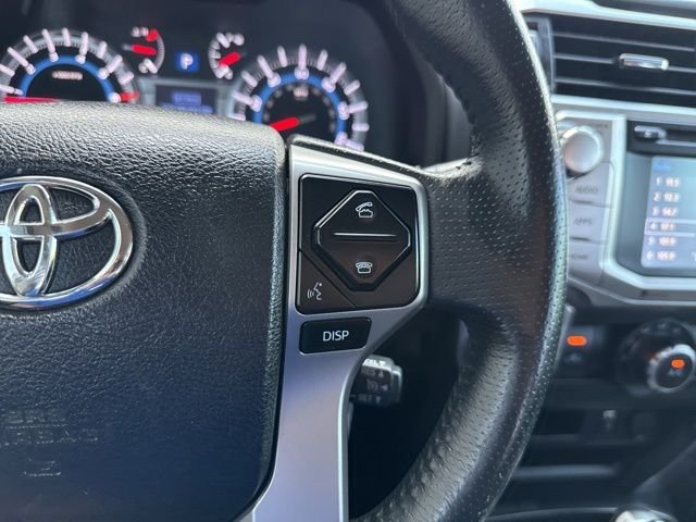 Used 2016 Classic Silver Metallic Toyota SR5 4X4 image 40