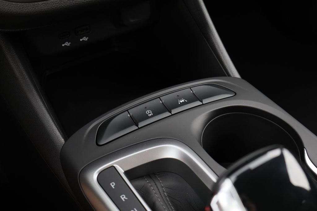 New 2026 Summit White Buick Preferred image 18