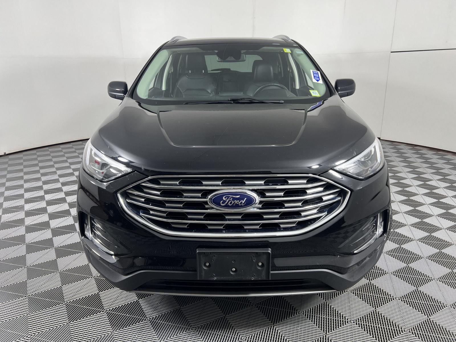 Used 2022 Agate Black Ford SEL image 5