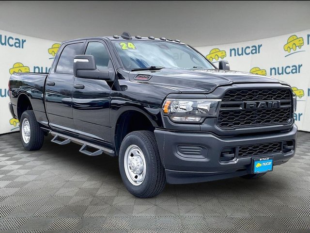 2024 Ram 2500 2024 Ram 2500 Tradesman 4D Crew Cab
