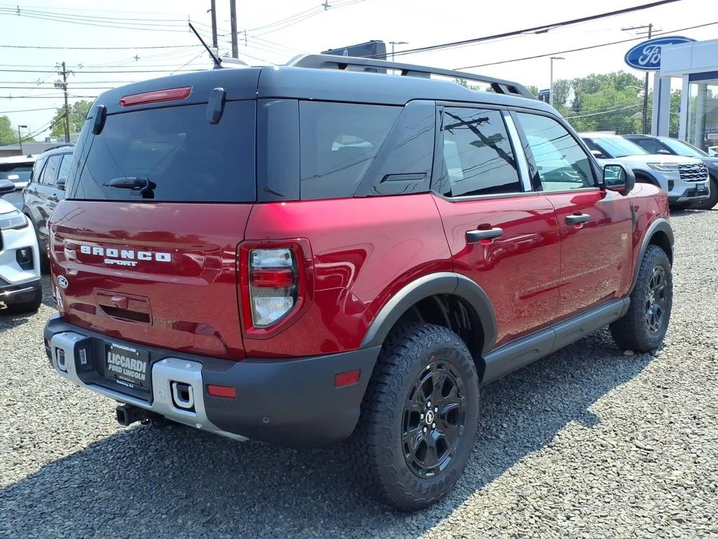 New 2026 Ruby Red Metallic Tinted Clearcoat Ford Badlands® image 6