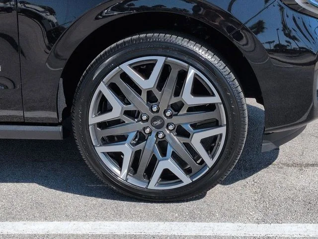 New 2026 Agate Black Metallic Ford Platinum® image 11