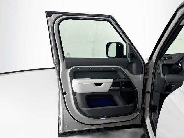 New 2026 Gray Land Rover S image 11