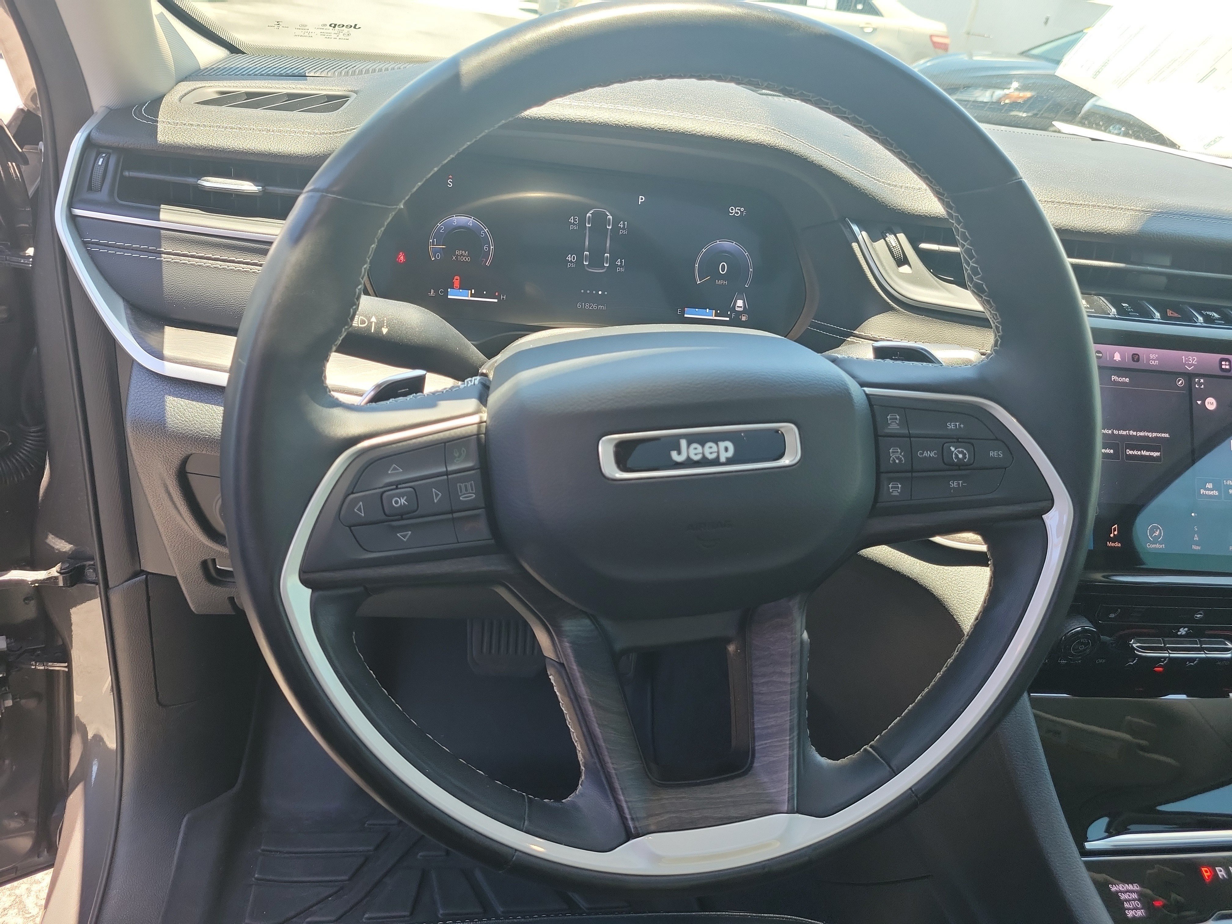 Used 2022 Baltic Gray Metallic Clearcoat Jeep Limited image 29