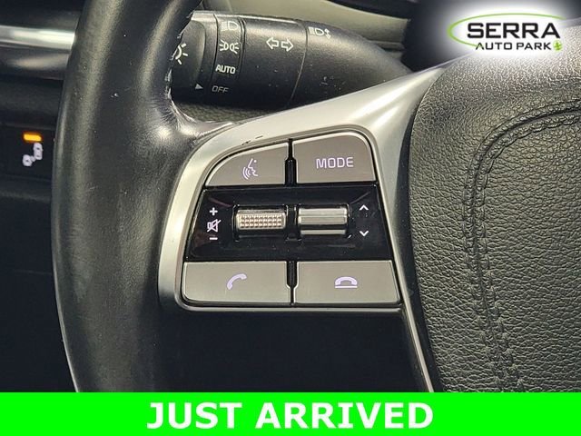 Used 2022 Black Kia S image 26