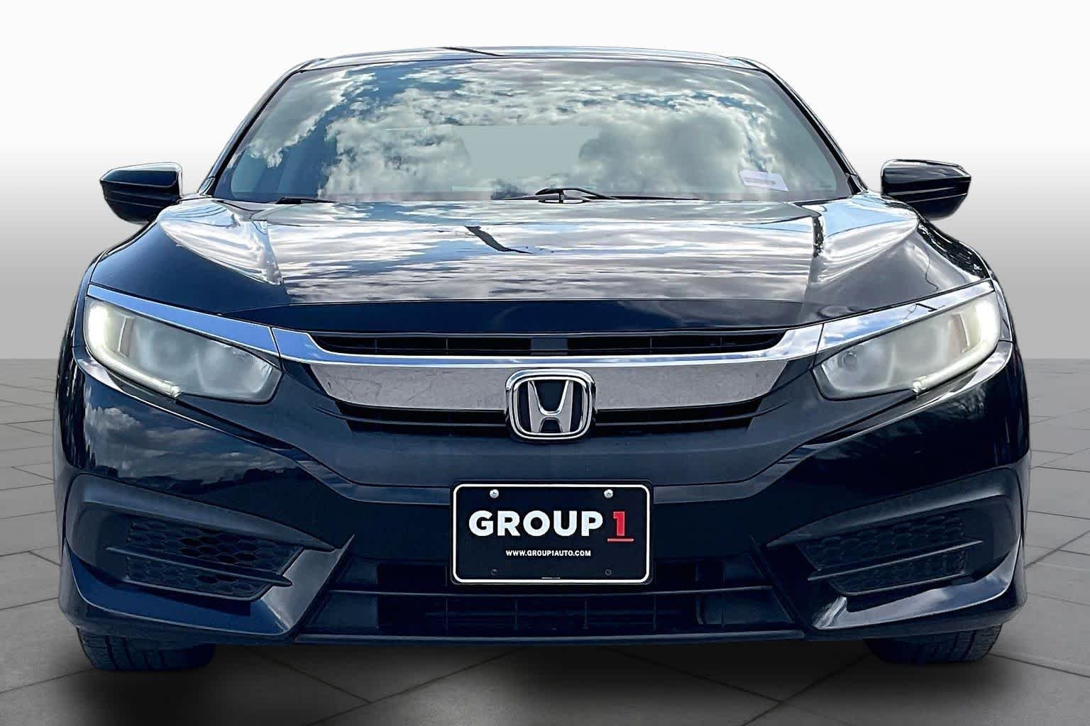 Used 2018 Crystal Black Pearl Honda LX image 4
