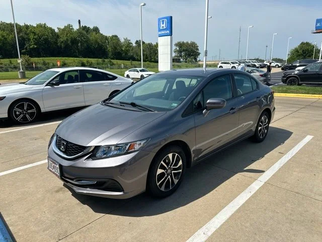 Used 2015 Gray Honda EX image 3