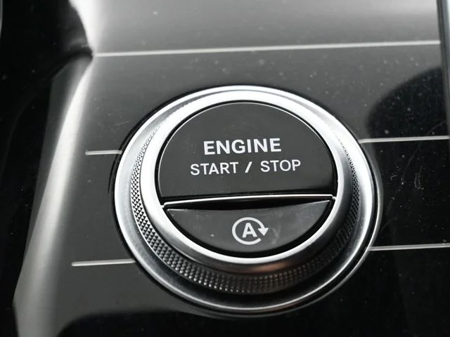 Used 2022 White Mercedes-Benz S 580 image 27