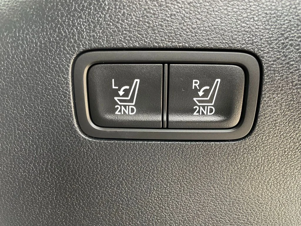 Used 2025 Gray Hyundai Limited image 47
