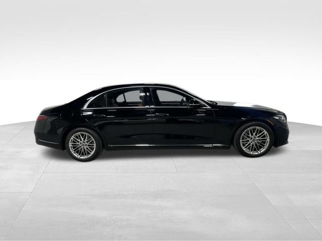 Used 2021 Black Mercedes-Benz S 580 image 4