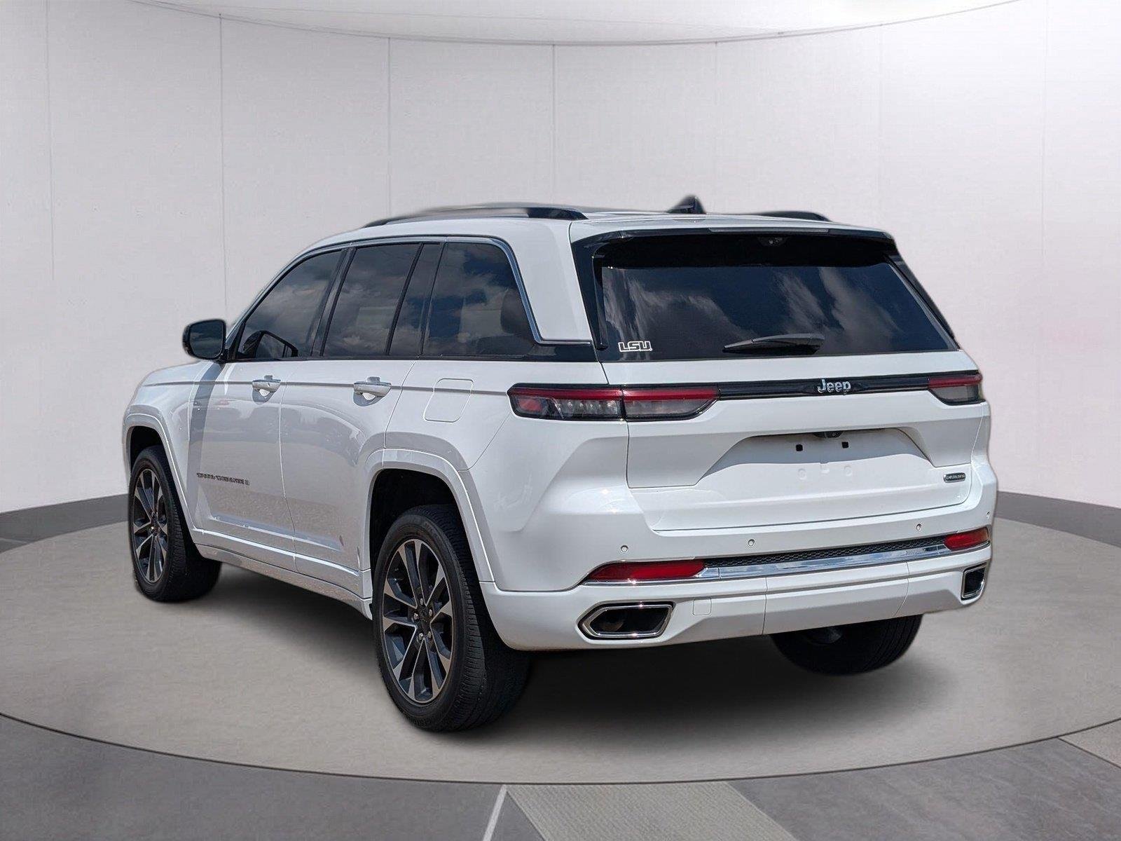 Used 2023 Bright White Clearcoat Jeep Overland image 3