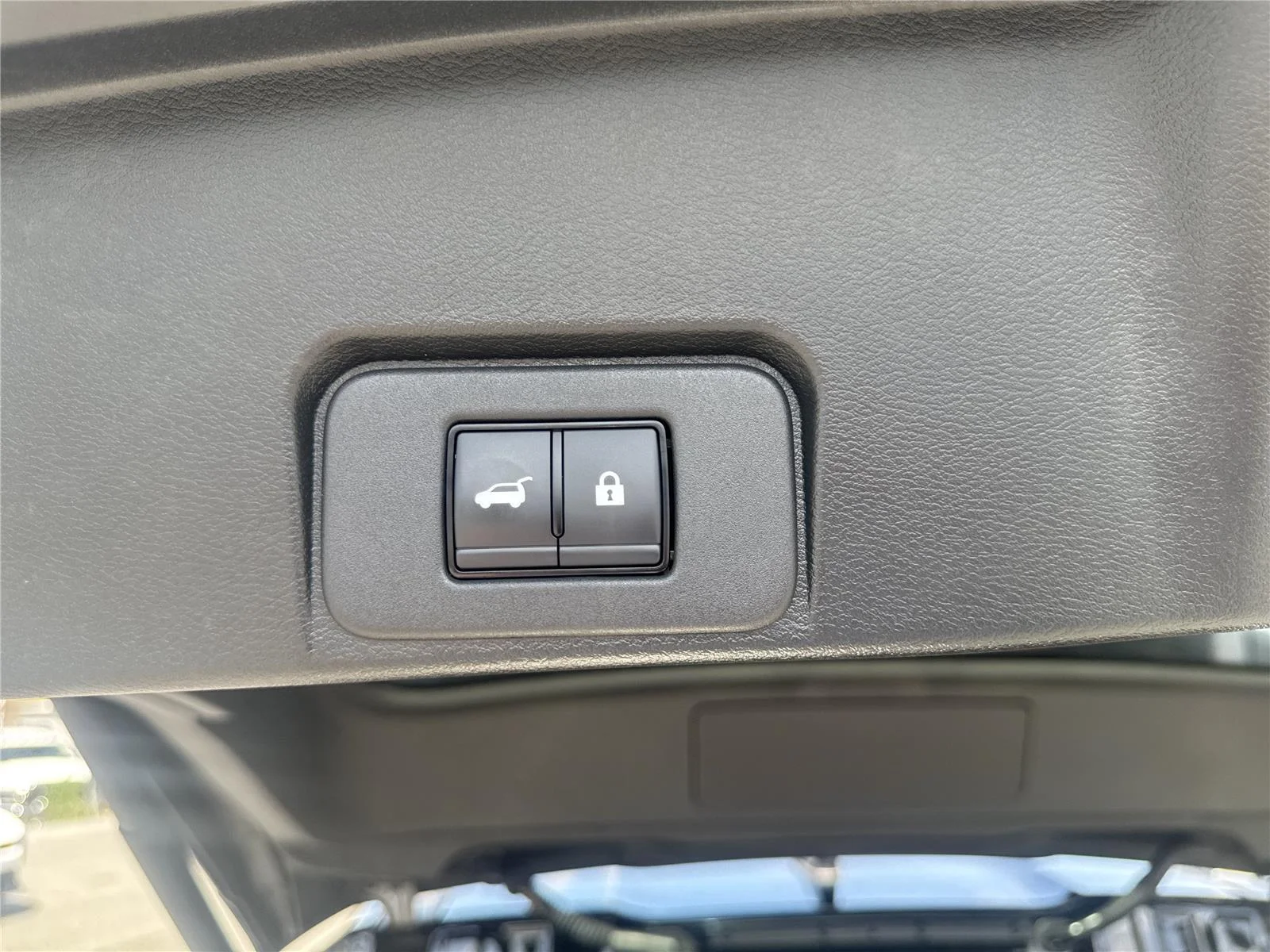 Used 2023 Beige Nissan PLATINUM image 34