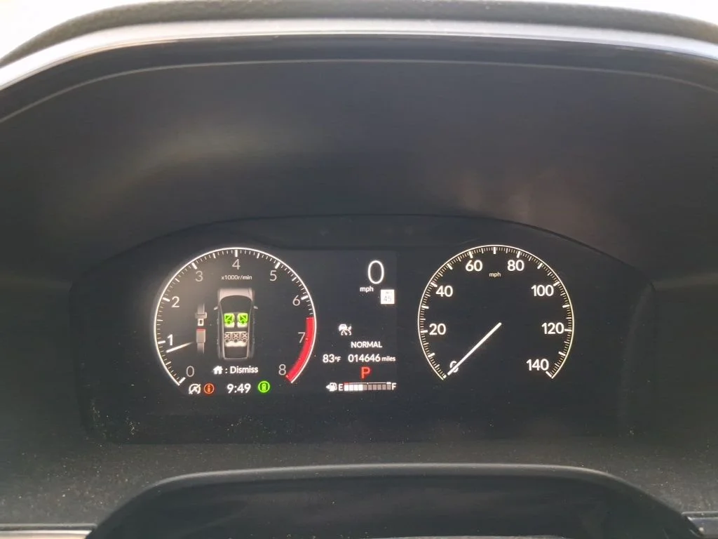 Used 2025 White Honda EX-L image 32