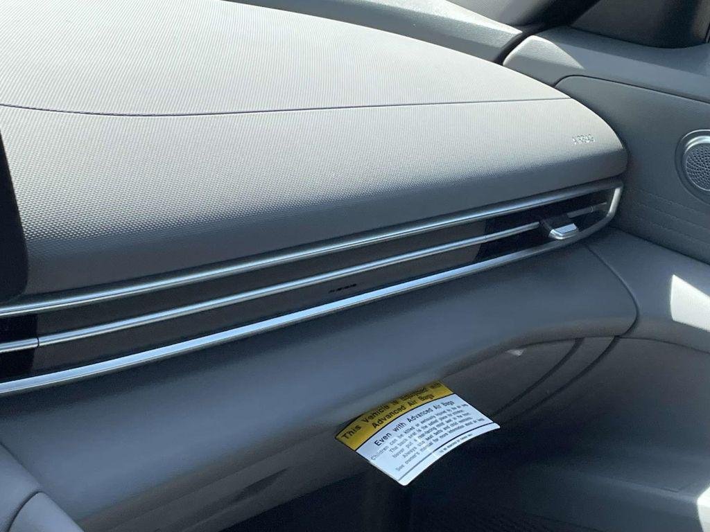 New 2026 Gray Hyundai SE image 30