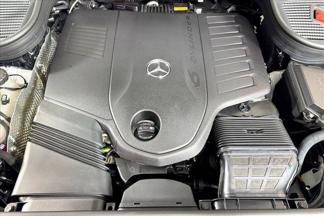 New 2026 Polar White Mercedes-Benz GLS 450 image 59