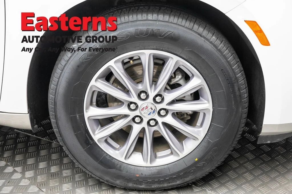 Used 2024 White Buick Premium Group image 32