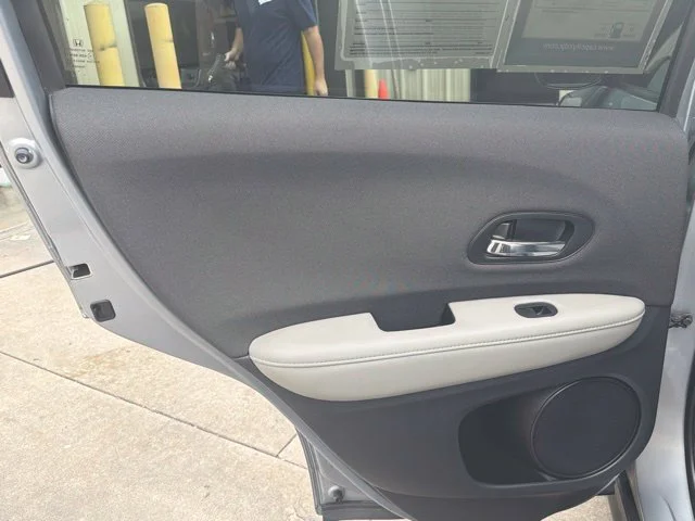 Used 2020 Silver Honda LX image 12