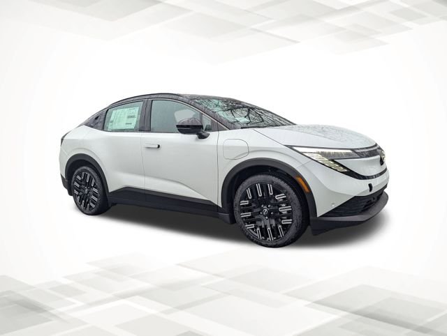New 2026 Everest White Pearl TriCoat / Super Black Two-tone Nissan Platinum+ image 2