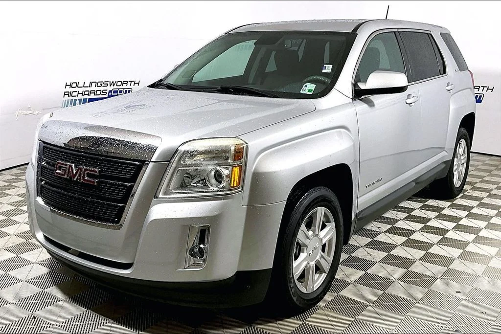 Used 2015 Quicksilver Metallic GMC SLE-1 image 1