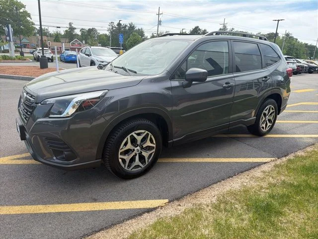 2024 Subaru Forester Premium