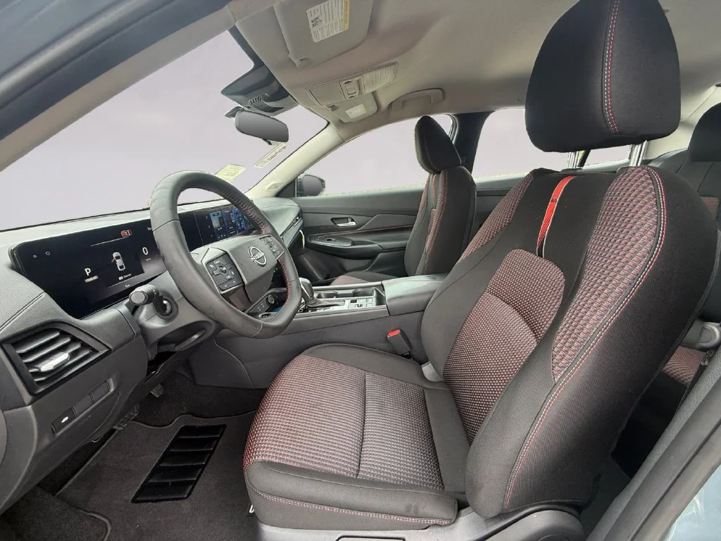 New 2027 Gray Nissan SR image 10