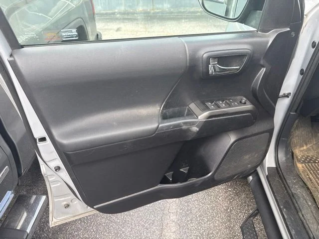 Used 2021  Toyota TRD Off-Road image 38