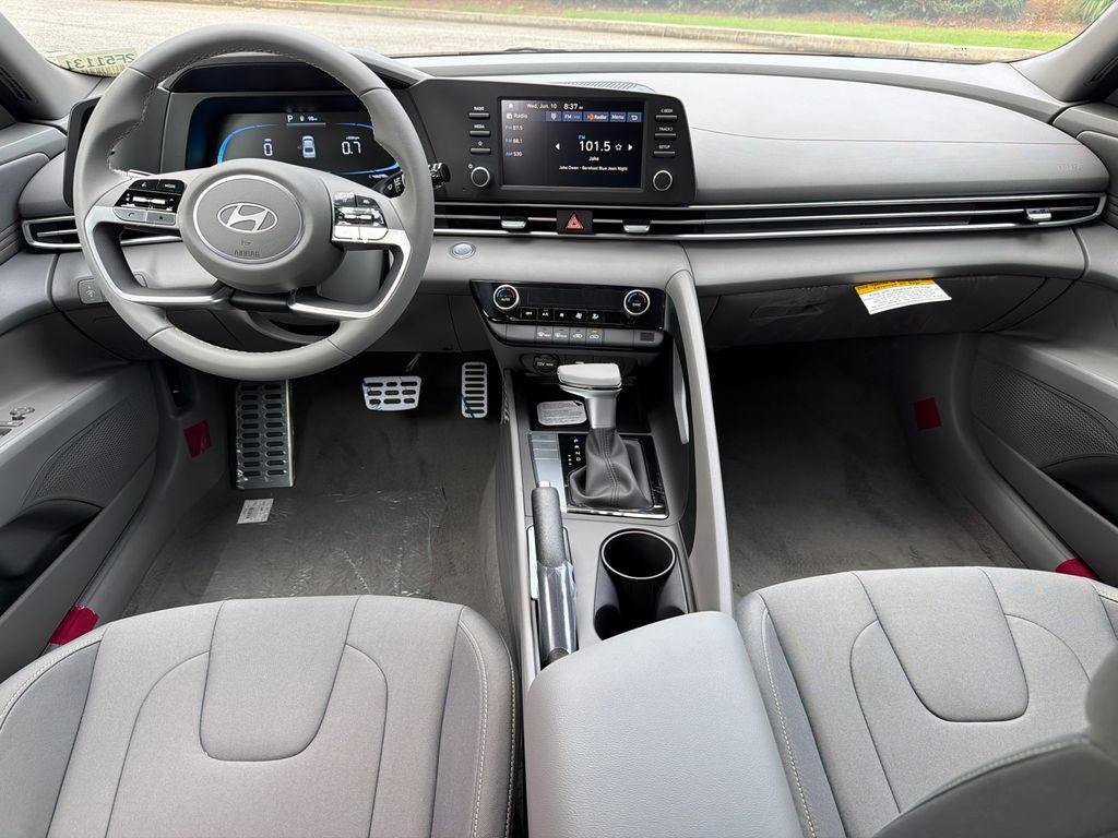 New 2026 White Hyundai SEL Sport image 22